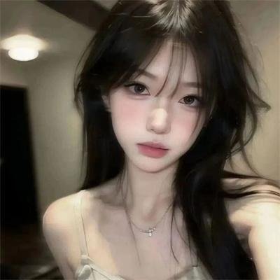 湖中女人